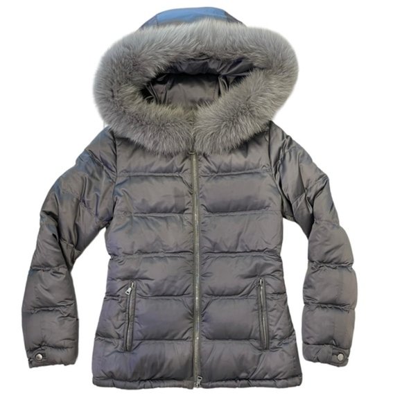Prada Authentic Silver Gray Short Down Puffer Quilted Fox Fur Hood 40/XS $1500 - Picture 1 of 16